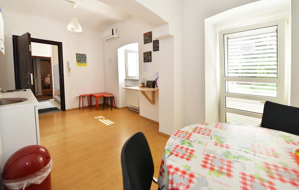 Hostel Temza Zagreb Exteriör bild