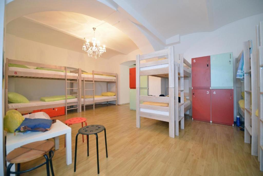 Hostel Temza Zagreb Exteriör bild