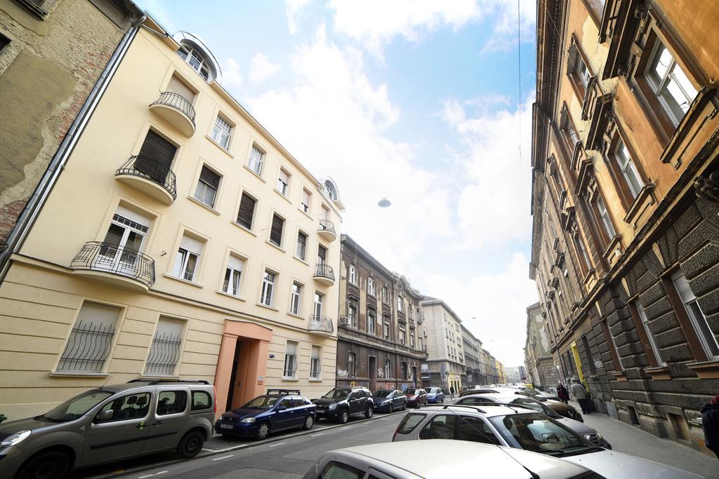 Hostel Temza Zagreb Exteriör bild